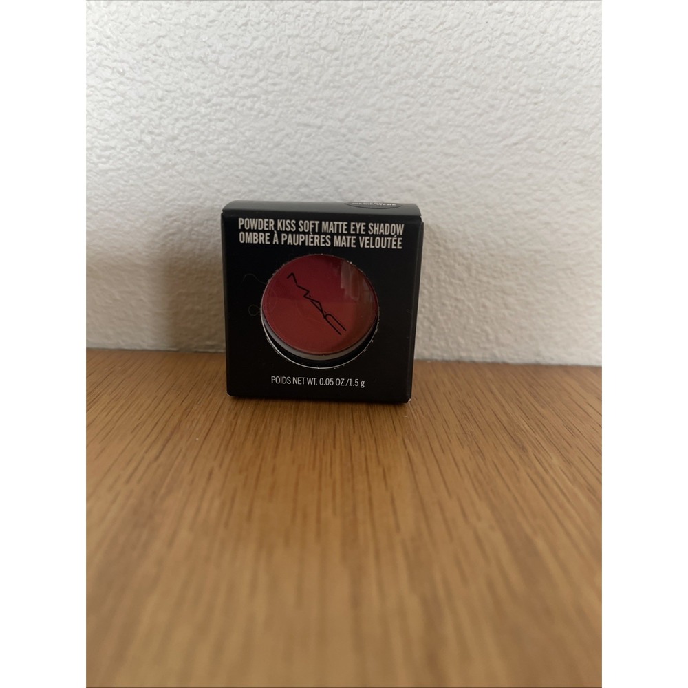 Mac powder kiss soft matte eyeshadow in werk, werk, werk